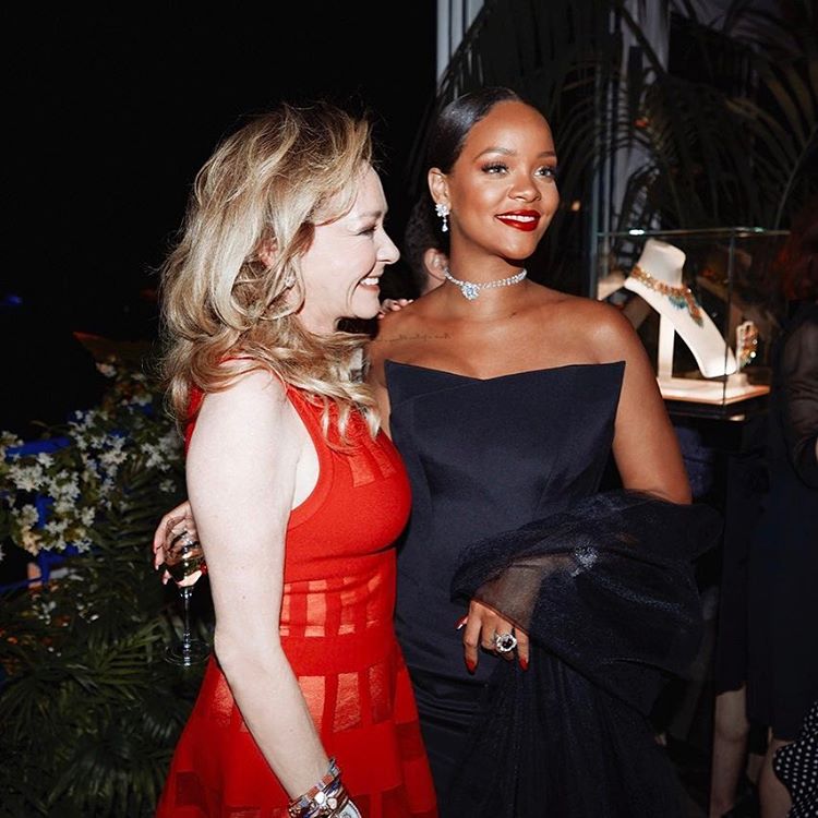 Photo via Instagram @badgalriri